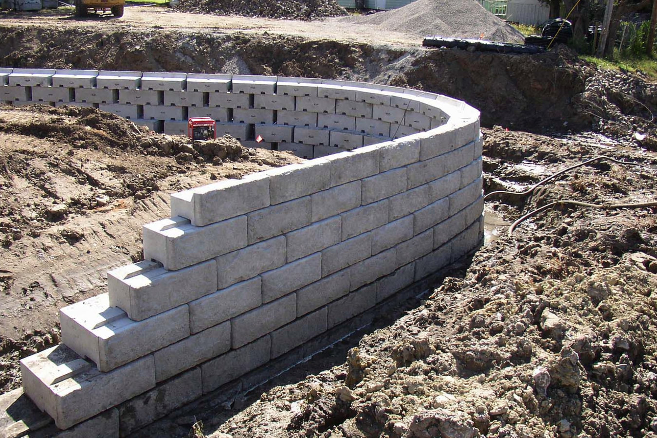 Concrete retaining walls in Castro Valley, CA